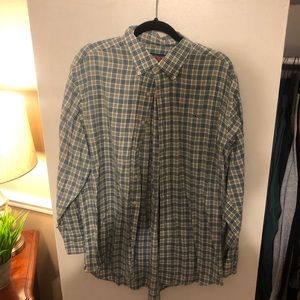 Vineyard Vines Large button down